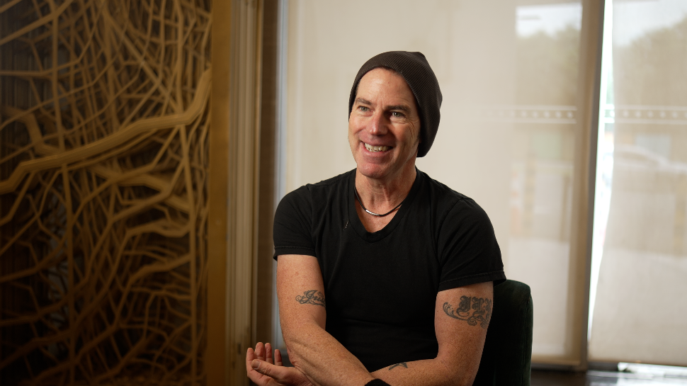 EXCLUSIVE: JR Richards, the Original Vocalist of 90s Rock Band Dishwalla, is Still Making Music, and We’re Still Singing Along